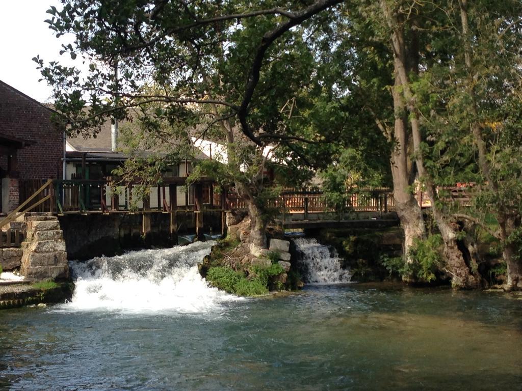 Logis - Hotel & Restaurant Moulin Des Forges Saint-Omer-en-Chaussée 외부 사진