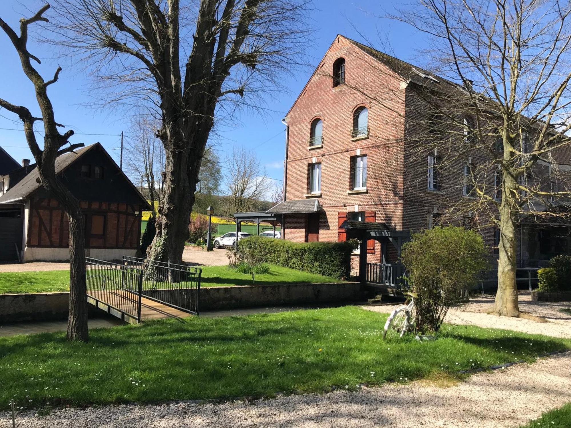Logis - Hotel & Restaurant Moulin Des Forges Saint-Omer-en-Chaussée 외부 사진