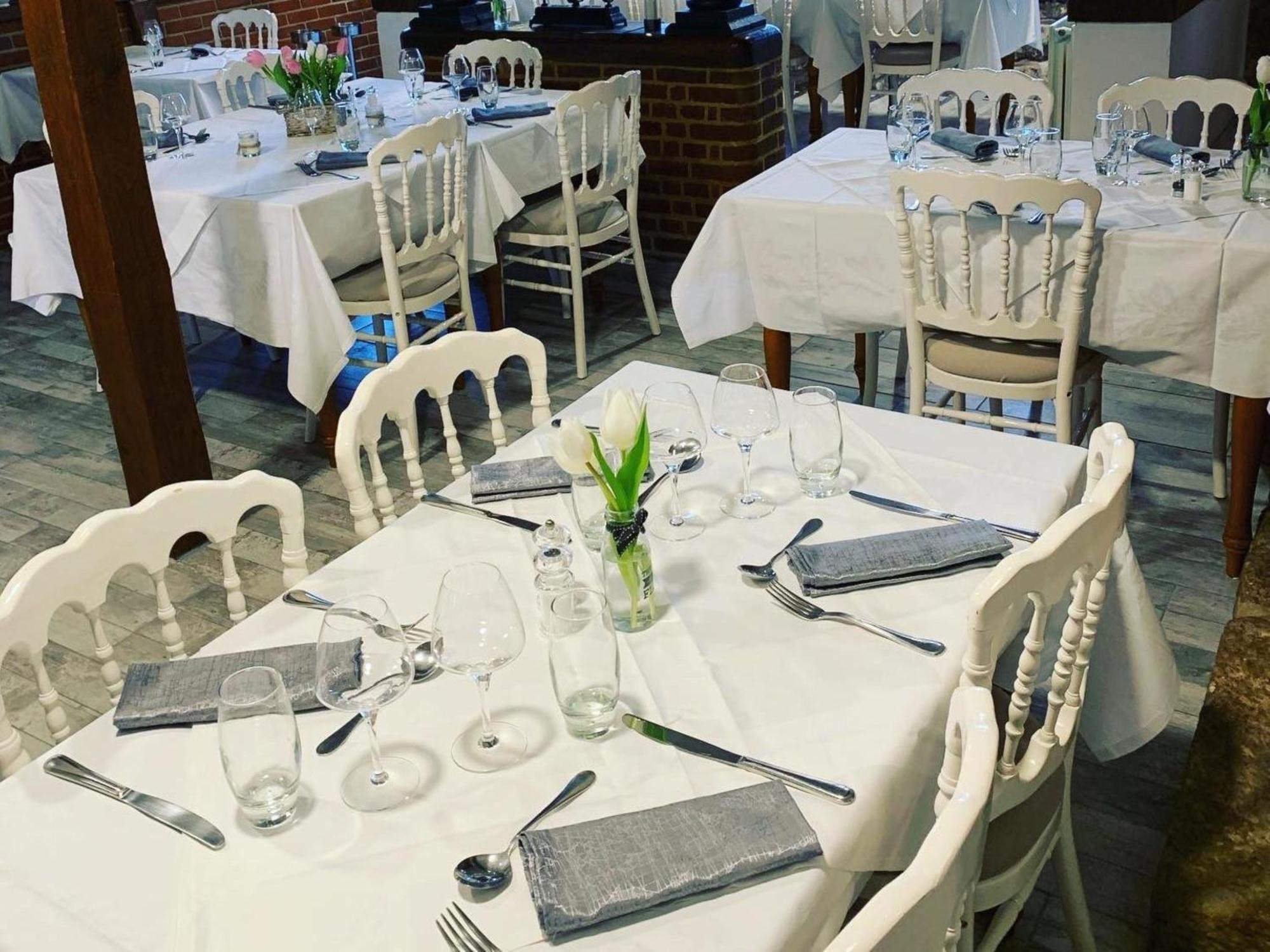 Logis - Hotel & Restaurant Moulin Des Forges Saint-Omer-en-Chaussée 외부 사진